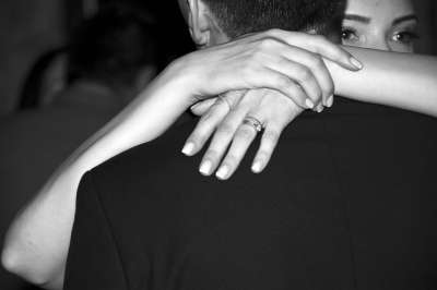 舞蹈 夫妻 拥抱 爱 情人节 热情 浪漫的 花的 婚姻 射击