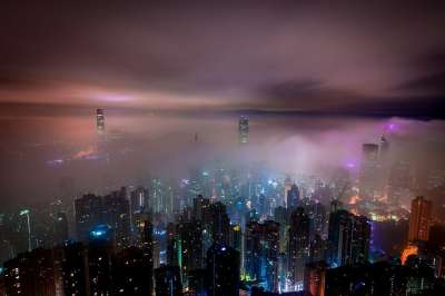 云 香港 建筑物 阴霾 蒙蒙 点亮 城市的灯光 天际线 城市景观