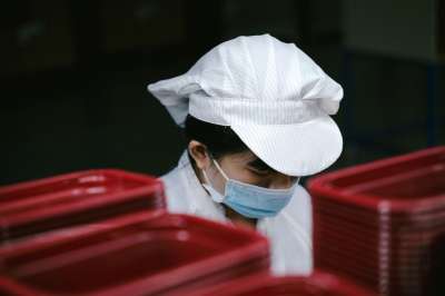 工人 女士 面具 口罩 医疗面罩 肖像 工厂 工厂员工 职业