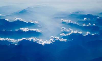 山 日出 美丽的 多雾路段 阴霾 天空 云 景观 风景秀丽的