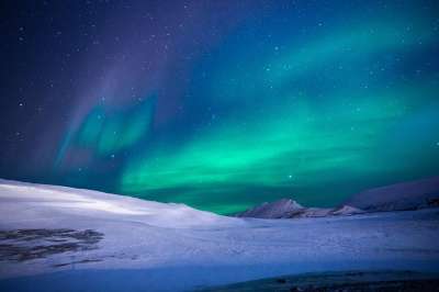 极光 北极光 雪 领域 雪原 霜 星星 星夜 夜空 繁星点点
