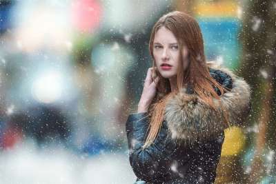 女士 模型 时尚 肖像 下雪 降雪 雪 暴风雪 冬天的衣服