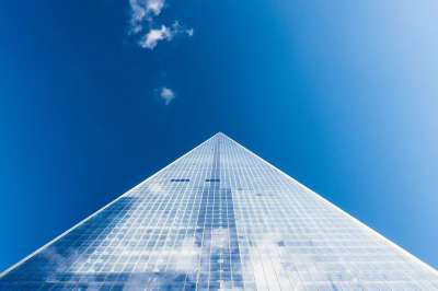 结构 建造 玻璃 玻璃 高楼 低角度拍摄 天空 视窗 蓝色的建筑