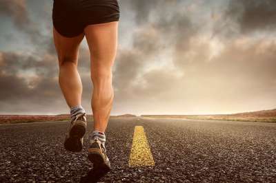 跑步 运动 慢跑 运动型 种族 移动 运动鞋 离开 鞋 跑步鞋