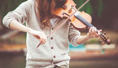 女士 小提琴 音乐 小提琴手 乐器 年轻女子 女音乐家 玩音乐