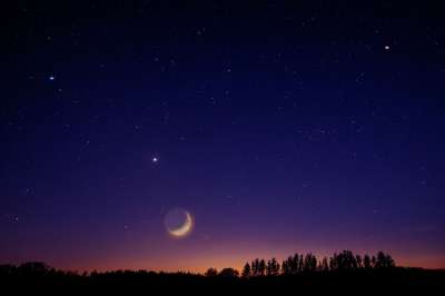 天堂 星星 月亮 金星 宇宙 夜晚 夜空 树木 星星 月亮