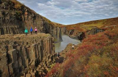 岩 峡谷 旅游景点 旅游 景观 秋天 冰岛 鲁迪 看法 视图