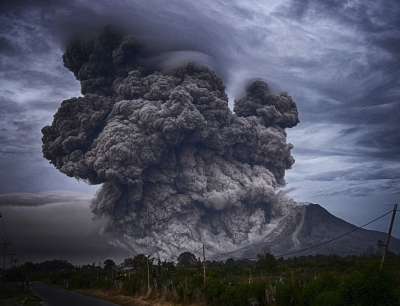 骨灰 火山 喷发 火山爆发 灾难 自然灾难 自然现象 烟雾 景观