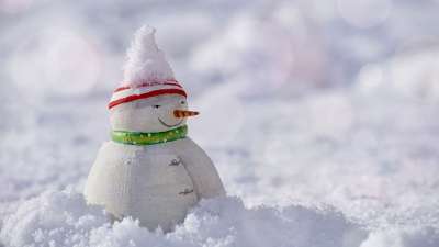 雪人 雪 冬天 寒冷的 白色的 下雪的 有趣的 数字 塑像
