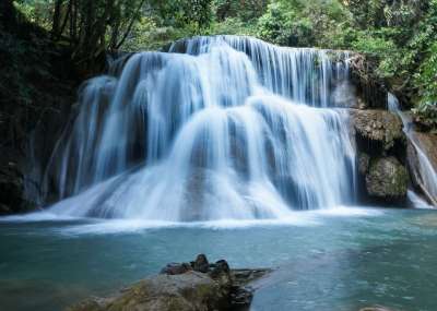 怀湄卡敏瀑布 北碧府 西部地区 旅游景点
