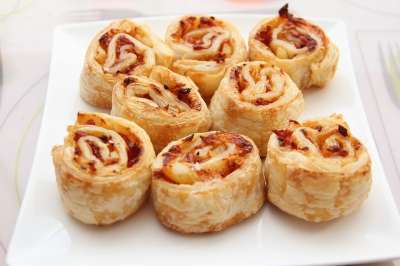 比萨 劳斯莱斯 烤的 食物 披萨卷 烘焙食品 自制 新鲜出炉