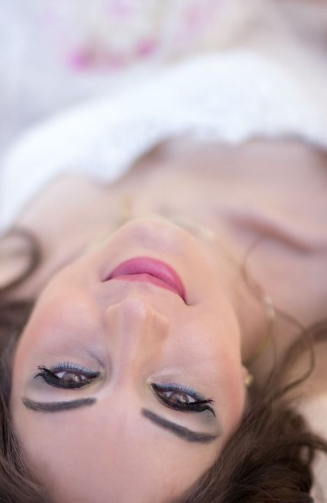 婚礼 新娘 女士 脸 肖像 化妆品 颠倒 婚纱摄影