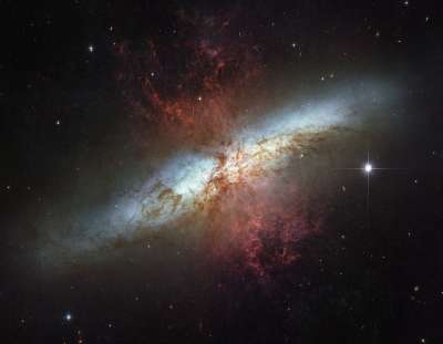 梅西耶 82 Ngc 3034 M82 螺旋星系 星座大熊 米 82
