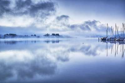 蓝色的 湖 博登湖 自然 水 景观 大气的 云 平静的水面