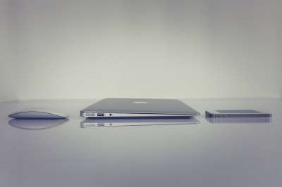办公室 Macbook Iphone 苹果 笔记本电脑 硬件 计算机