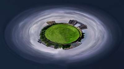 河北科技大学 时间广场 小星球 阴天
