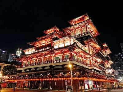 佛牙舍利寺 新加坡 唐人街 佛教 夜晚 灯光 旅游景点 宗教