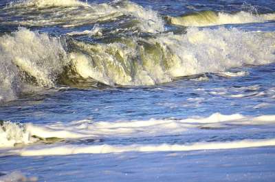海 海洋 海浪 水 海岸 海滩 性质 毁灭性的 喷 泡沫