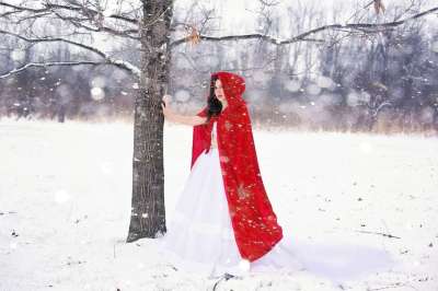 女士 漂亮 快乐的 女孩 冬天 雪 白色的 寒冷的 下雪的