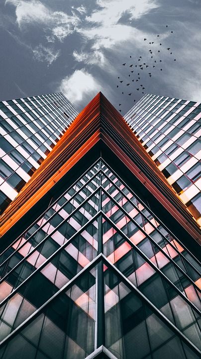 建造 结构 现代的 摩天大楼 看法 现代建筑 正面 大厦 天空