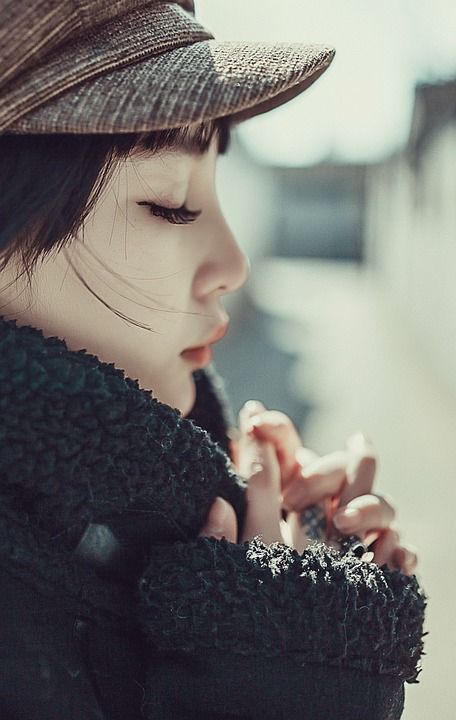 女人 侧面图 祈祷 北京美女 美女 大学生 女生 美女 女生