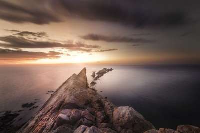 海滩 悬崖 海 海洋 海景 岩石 岩石峭壁 日落 日出 暮