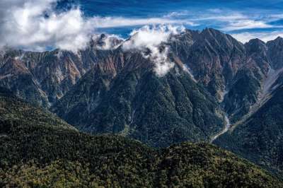 山 景观 秋天 森林 穗高山脉 中部山国家公园 日本