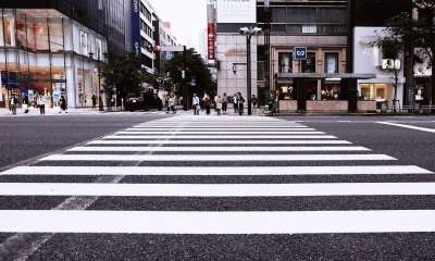 建筑物 行人过街 城市 穿越 行人 人们 路 街道 市街 街道