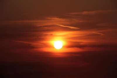 日落 太阳 天空 夕阳 余辉 云 自然 橙色的天空 成色 云景
