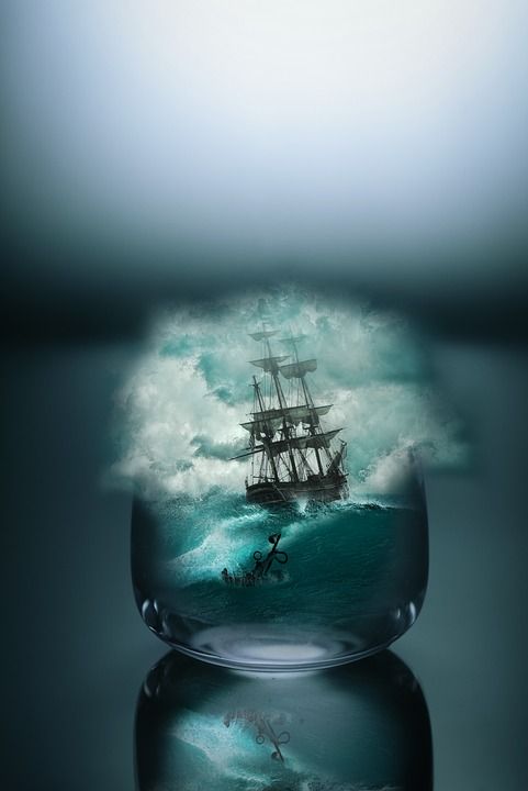 玻璃 玻璃 船 海 海洋 超现实的 波浪 海浪 波涛汹涌的大海