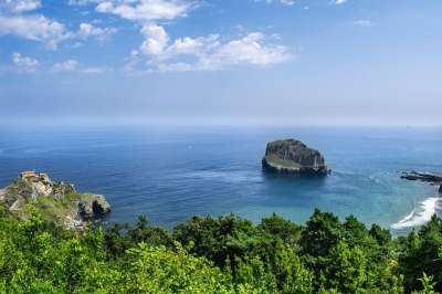 景观 海 悬崖 教会 岩石 植被 亲爱的 云 海滩 海 悬崖
