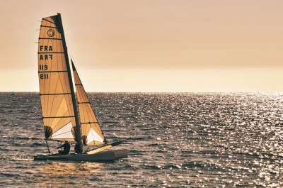 海 海洋 太阳 船 帆船 日落 黄昏 面纱 海洋 船 帆船