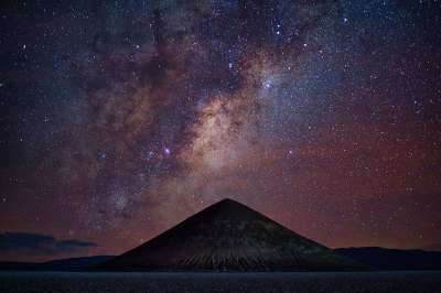 银河 天文摄影 山 夜晚 天空 星星 景观 繁星点点 星空
