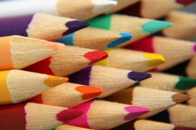 彩色的铅笔 铅笔 多彩多姿的 作画 颜色 有色 蜡笔 学校 学习