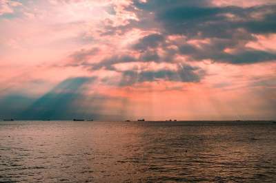 海 日落 阳光 云 天空 暮 黄昏 地平线 日落 日落 阳光