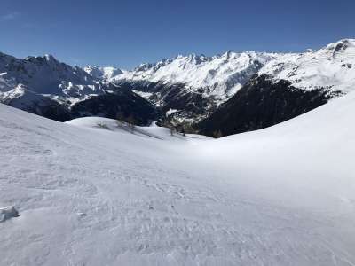 高楼Föisc 阿尔卑斯山的路线 阿尔卑斯山 高山 冒险 走路 天空