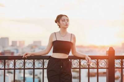 时尚 模型 女孩 女士 年轻 风格 姿势 肖像