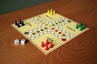 游戏 不要生气 Gesellschaftsspiel 棋盘游戏 骰子