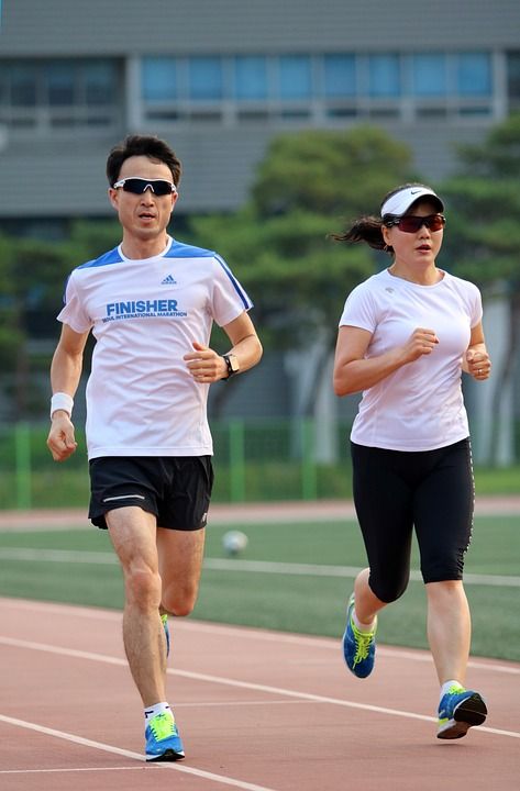 跑步 竞技 运行 行使 跟踪 操场 训练 运动的 气候变暖