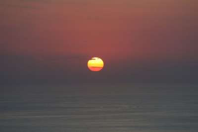 太阳 日落 海 晚上的气氛 天堂 太阳和大海 余辉 傍晚的天空