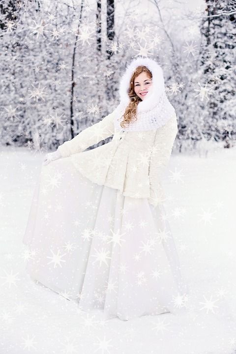 女士 漂亮 快乐的 笑 女孩 冬天 雪 白色的 寒冷的 下雪的