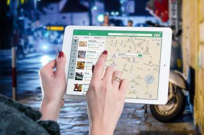 Ipad 地图 药片 互联网 屏幕 多媒体 信息 餐厅 导航