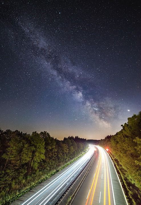 星星 银河系 星空 夜晚 公路 路 交通 速度 天文学 宇宙