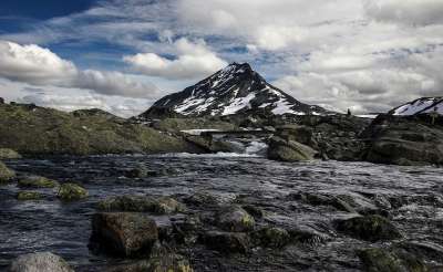 景观 山 河 夏天 天空 Jotunheimen 户外