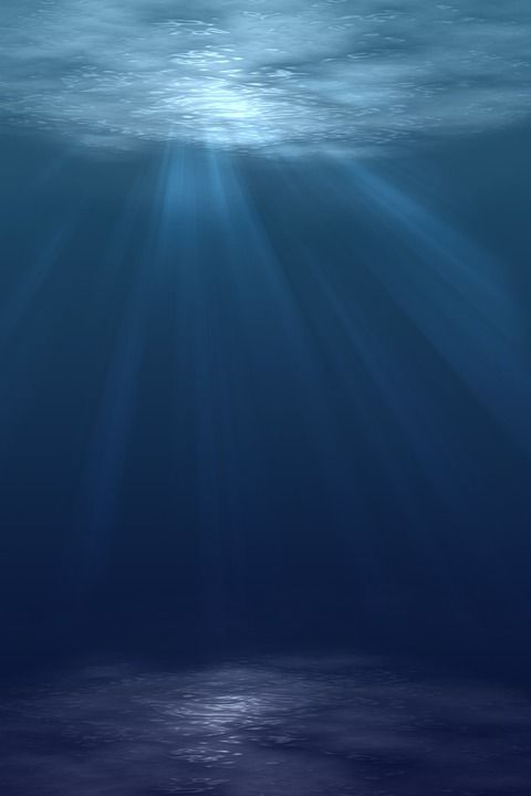 手机壁纸 海 海洋 水下 阳光 海底 洋底 蓝色背景 蓝色壁纸