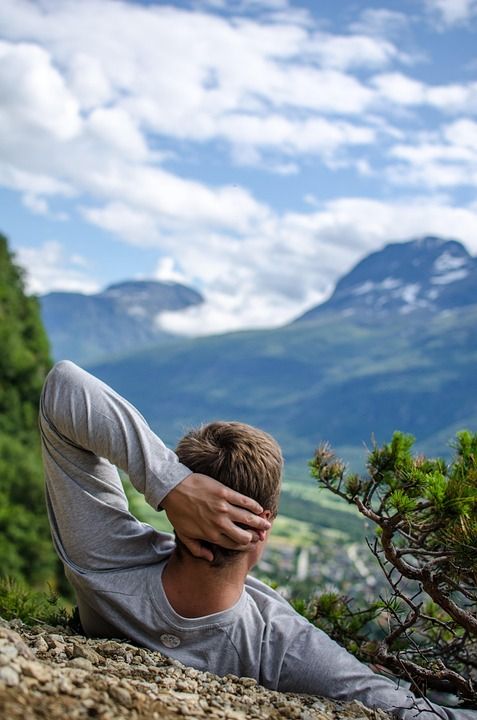 男人 远足 自然 松弛 山 顶视图 旅行