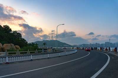 中国珠海 沿海城市 情侣路 傍晚
