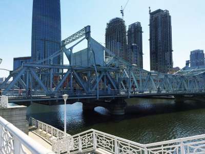 桥梁 河流 护栏 铁桥 公路桥 高楼 商业区 天津 天津 天津