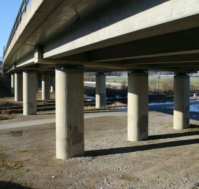 码头 桥 道路建设 高桥 桥墩 建筑学 支柱 列 路 交通