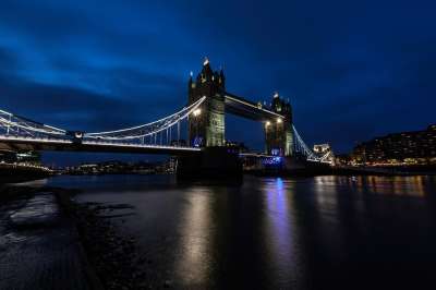 塔桥 河 伦敦 泰晤士河畔 伦敦桥 点亮 夜空 英国 桥 塔